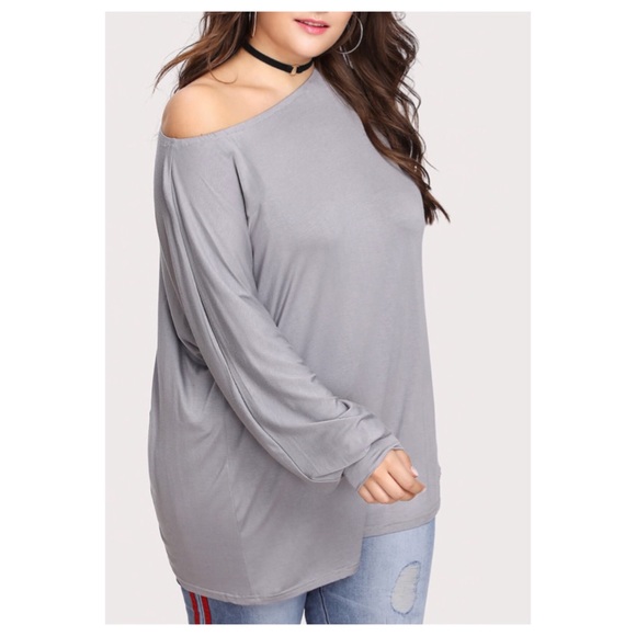 ➕ Off-Shoulder Wide cuff Tee - Picture 2 of 5